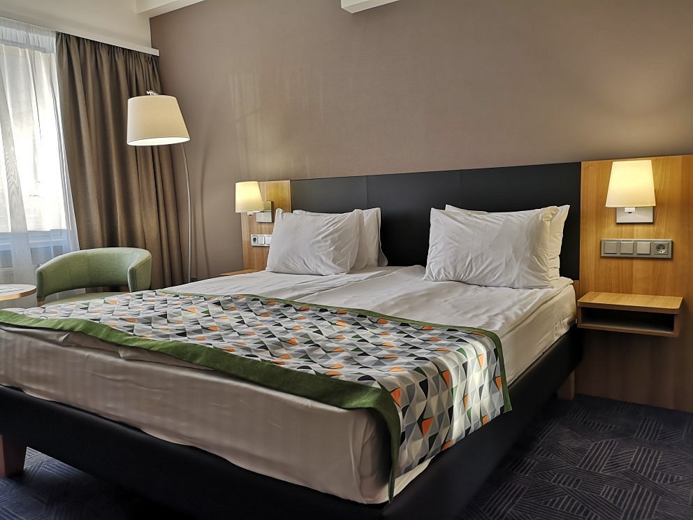 Holiday Inn Vorota-1